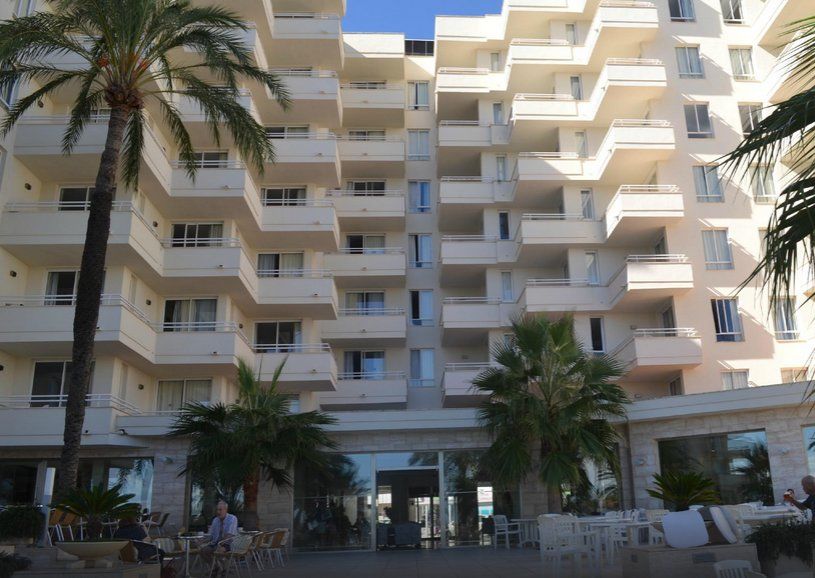 Playa Dorada Aparthotel 3*