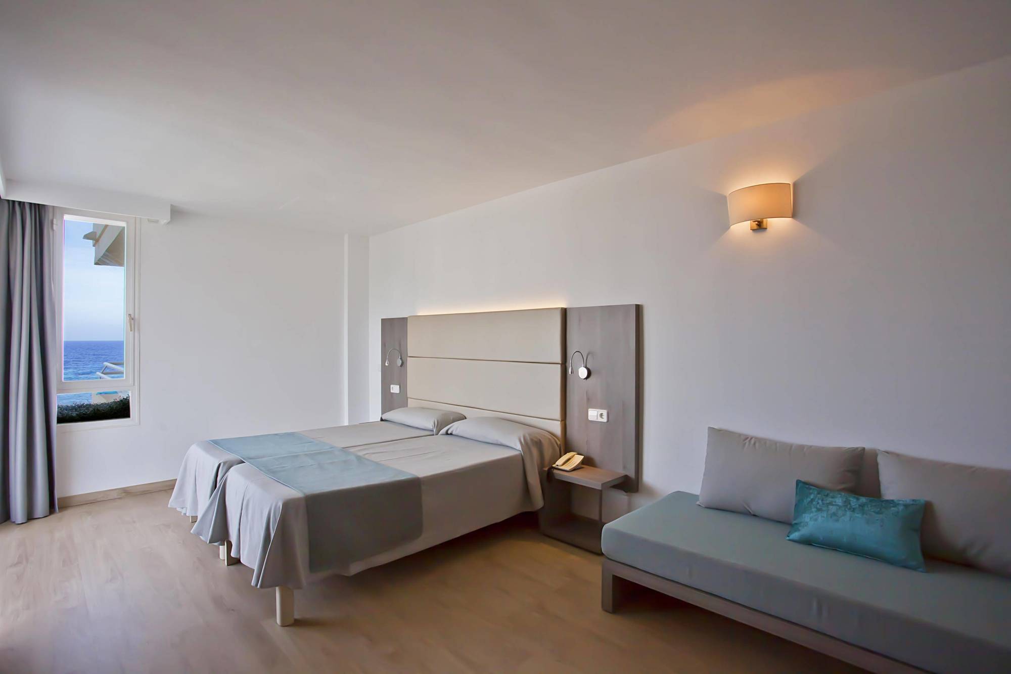 Playa Dorada Aparthotel