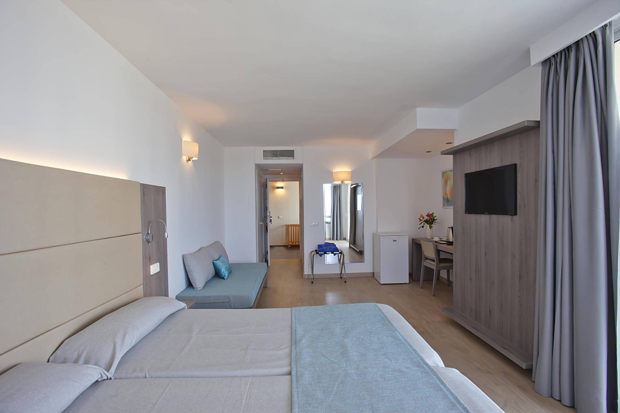 Aparthotel Playa Dorada Sa Coma (Mallorca)